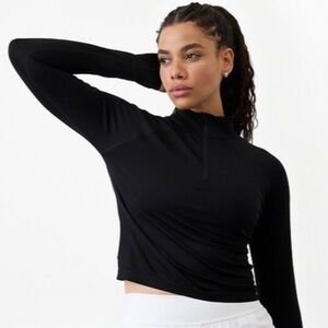 NWT Athleta Momentum Seamless Crop Half Zip | Size Large